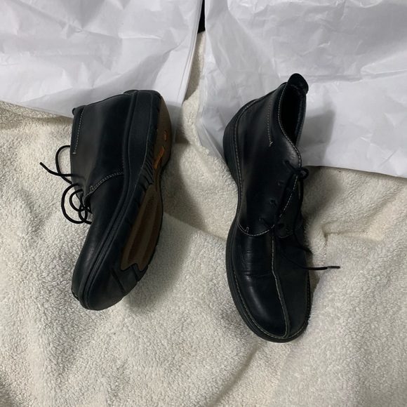 8.5 Timberland lace up black boots main image 5